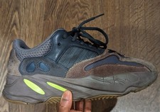 Adidas Yeezy Boost 700 Mauve