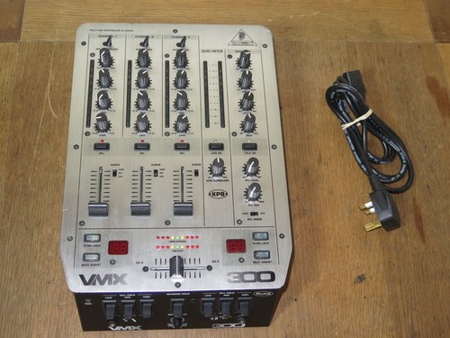 Behringer vmx 300 - behringer,