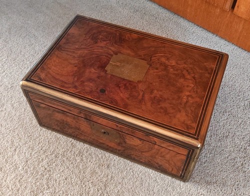 Victorian walnut writing slope - walnut,