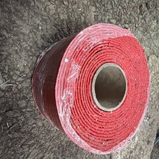 Thermoplastic road line marking red 5metres 100mm