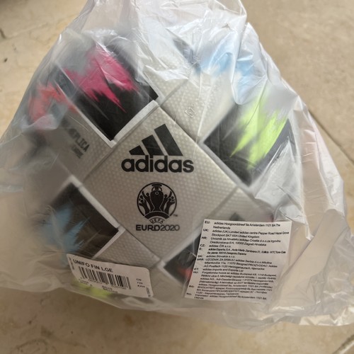 Adidas uniforia finale - uniforia,
