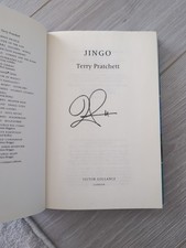 Jingo by Terry Pratchett 1st
