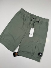 Cp Company 254A Bermuda Cargo Shorts in 50 fili stretch - Green - Size 48 / w32”