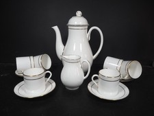 Royal Worcester - Contessa -