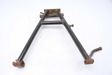 Main stand central stand