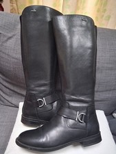 Clarks Black Leather Goretex  Boots. Size 4D...GUC...