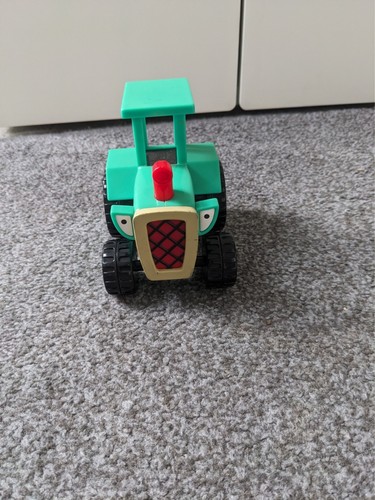 Bob the builder travis tractor - builder,