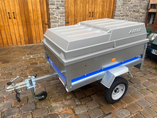 Brand new maypole - new,