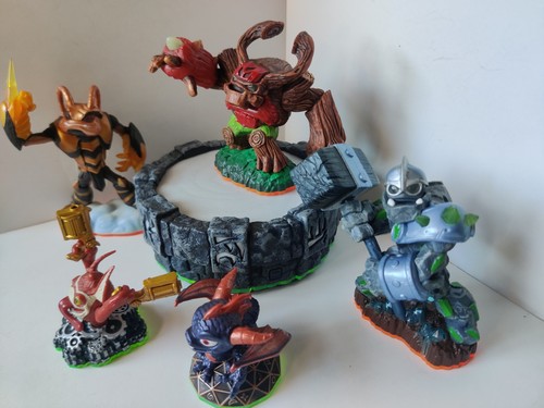 Bundle lot skylanders with - lot,