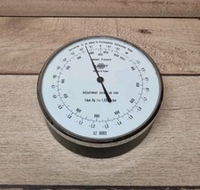 Bruel & Kjaer Barometer