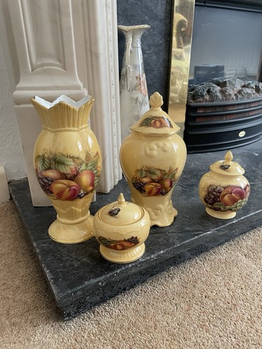 Aynsley orchard gold 5 - gold.,