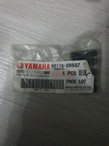 Yamaha bolt stud 90116 08507 - 5, 90116-08507