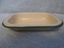 Vintage Cream Enamel Pie