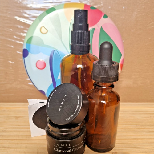 Aromatherapy travel kit - aromatherapy,