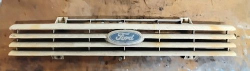 Ford capri white front grill - capri.white,