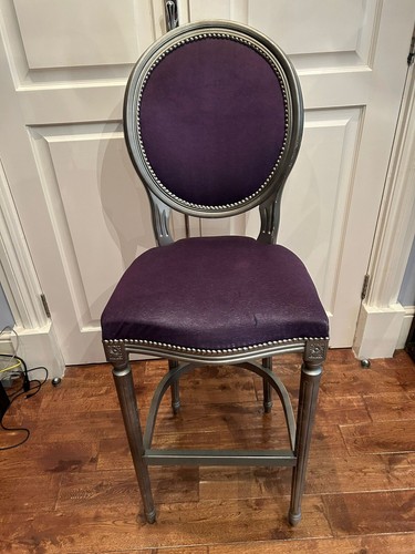 Velvet make chair - up,