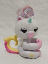 Bizak Fingerlings Unicorn Lulu