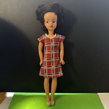Vintage 1963 Brunette Sindy