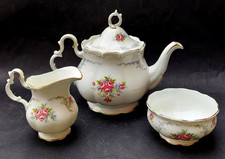 BONE CHINA ROYAL ALBERT