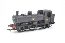 Bachmann OO Gauge 32-202A 8750 Pannier Tank 9753 BR Black L/Crest - Boxed