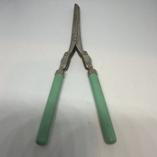 Vintage Travel Hair Curling