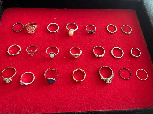 Modern rings job - modern,