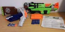 2 Nerf Weapons - Zombie Strike