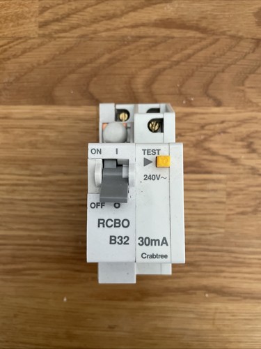 Crabtree starbreaker b32 - starbreaker, rcbo