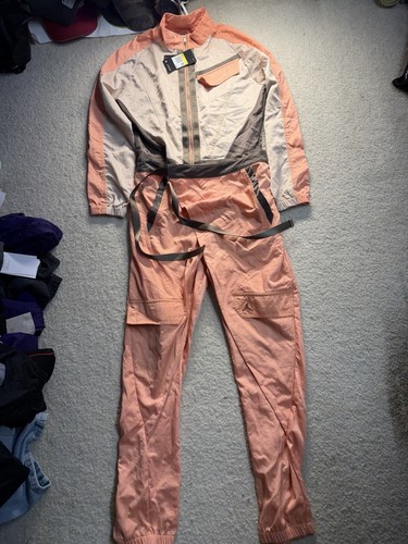 Nwt nike jordan women - nwt,
