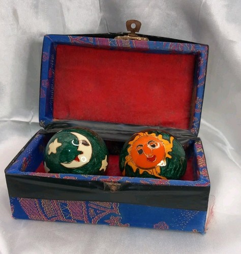 Vtg colosseum enamel gong - vtg,
