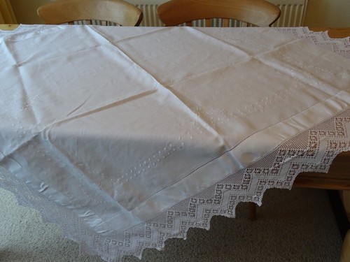 Antique vintage white linen - antique/vintage,
