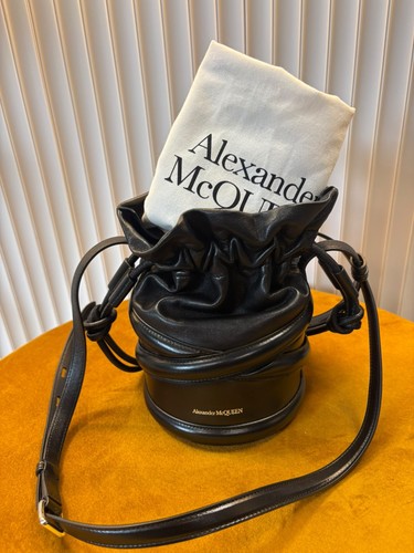 Alexander mcqueen black - alexander,