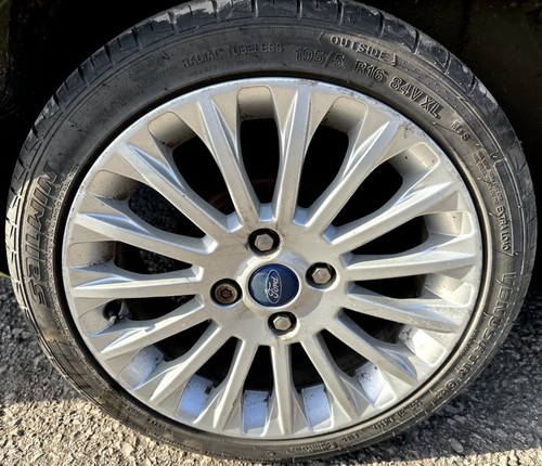 Genuine ford fiesta - ford,