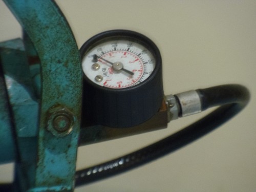 Vintage sutty foot pump - sutty,