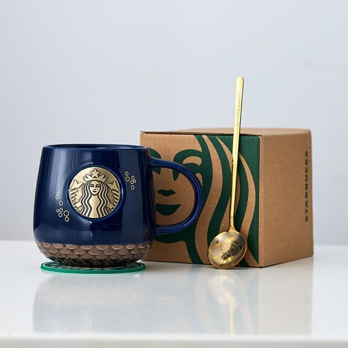 Starbucks classic fish scale