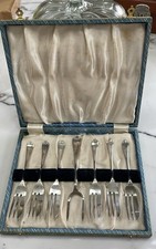 6 antique silver plated cake