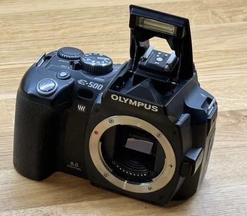 Olympus 500 e500 bare camera - e-500,