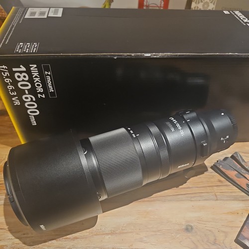 Nikon nikkor 180 600mm - nikon, 180-600mm