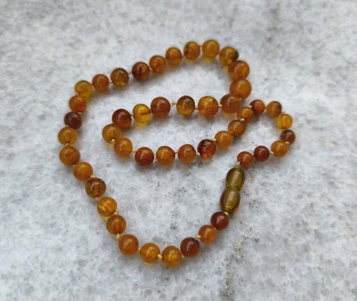 Small vintage amber - , necklace