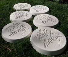6 x White Round Concrete