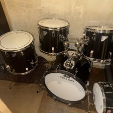 Drum Kit Remo Quadura Acousticon SE,Includes Pearl Matching Wood Snare-Black,VGC