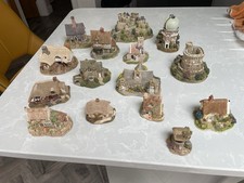 Lilliput Lane Collection Of 15