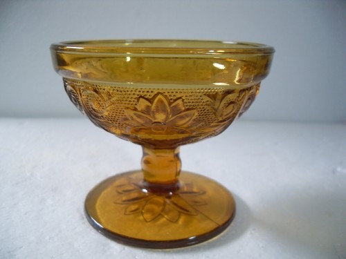 Vintage tiara amber pedestal - ,
