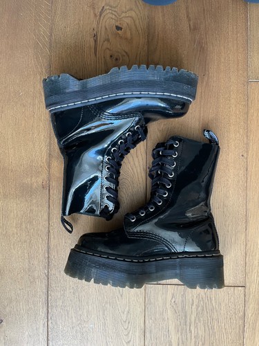 Martens agyness deyn - martens.,