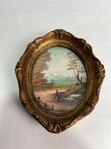 Antique golden frame - golden,