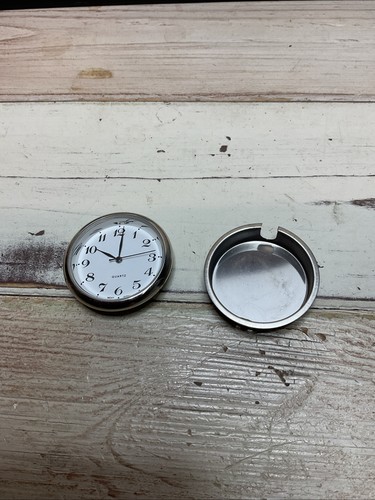 Quartz clock insert mechanism - clock,
