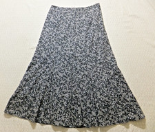 LAURA ASHLEY Weekend