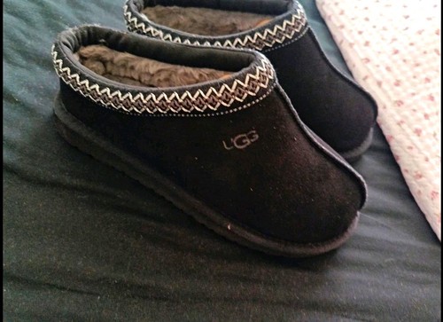 Ugg women black slip on - women’s,