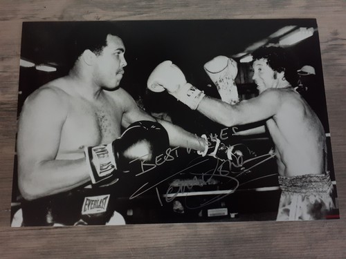 Tom jones signed 8 - jones, 12