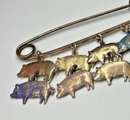 Brass pin pigs multi color - brass,